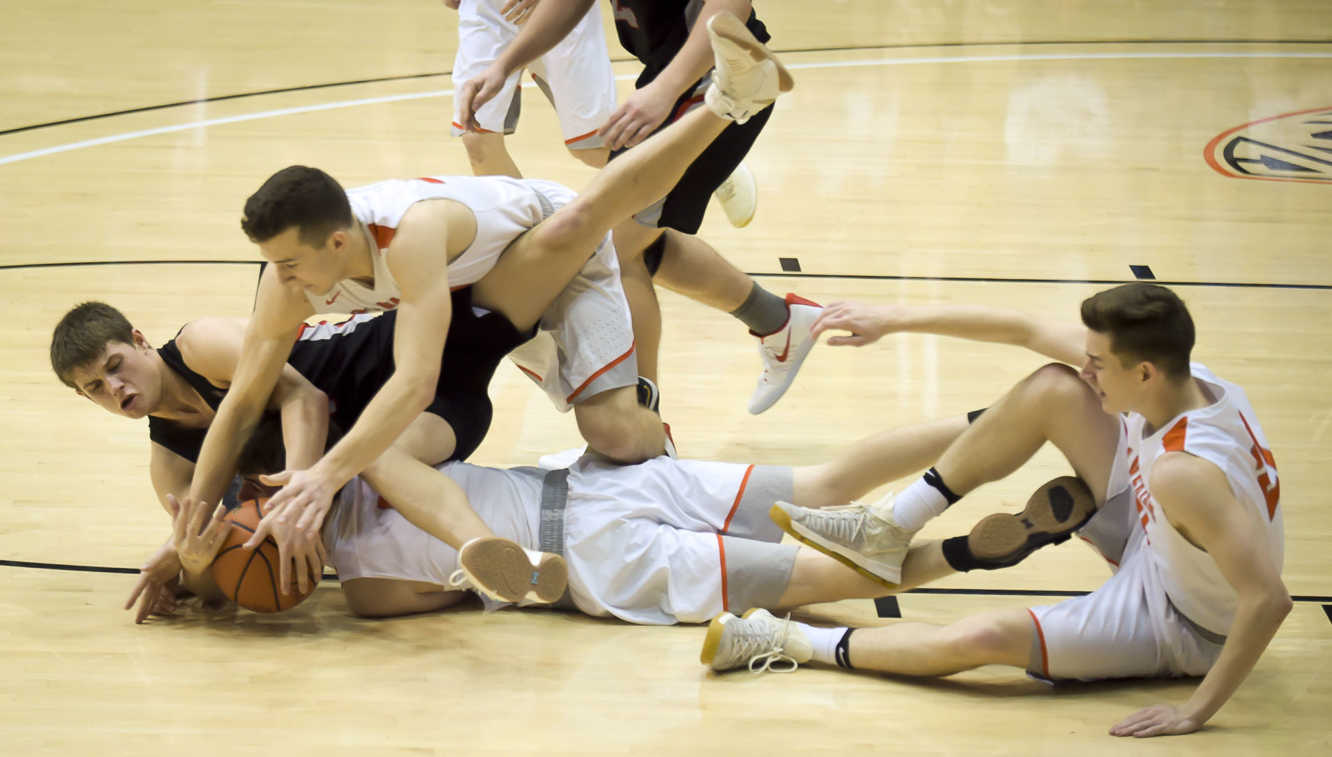 Gallery: South Albany vs Silverton Boys Basketball 32